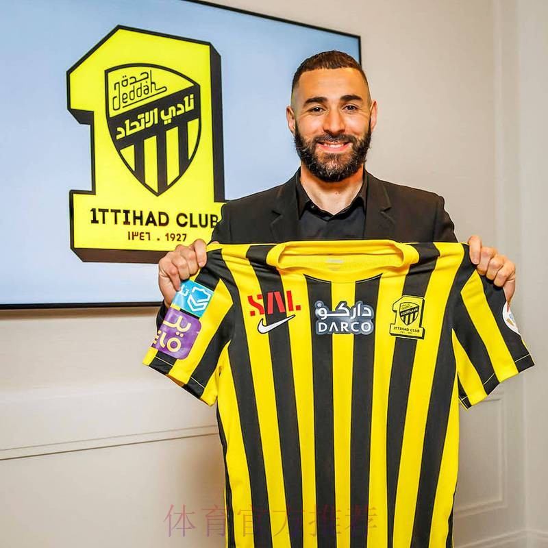 阿拉巴回应投票首选未投本泽马-我为奥地利投梅西