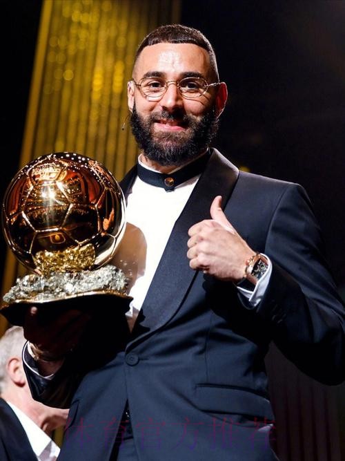 马内:本泽马该拿金球奖 他表现出不可思议水准 马内:本泽马该拿金球奖 他表现出不可思议水准